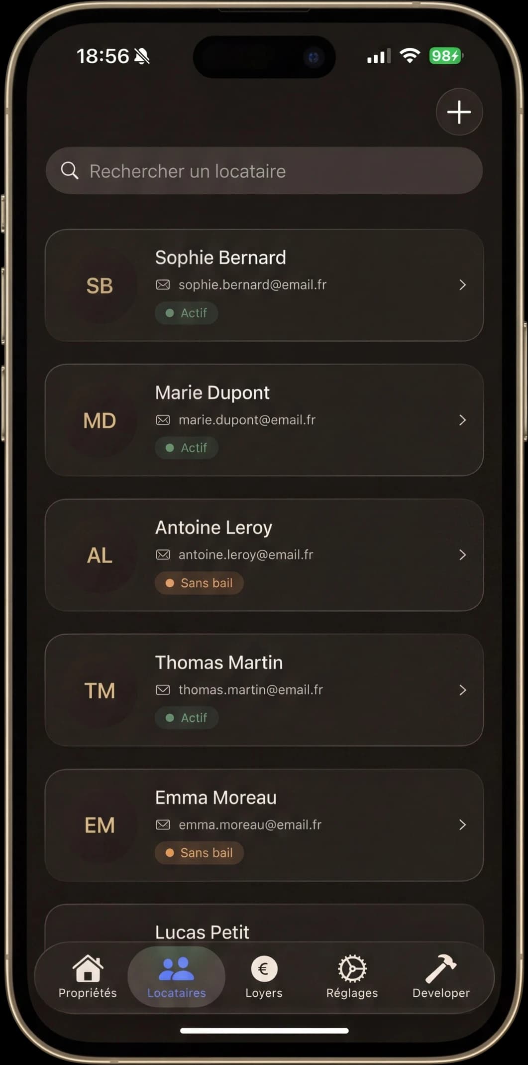 Gestion des fiches locataires et invitation par code unique